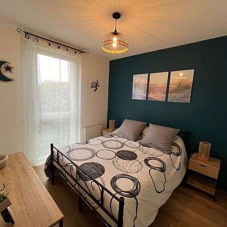Appartement Avec Jardin A Rochefort Bagian luar foto