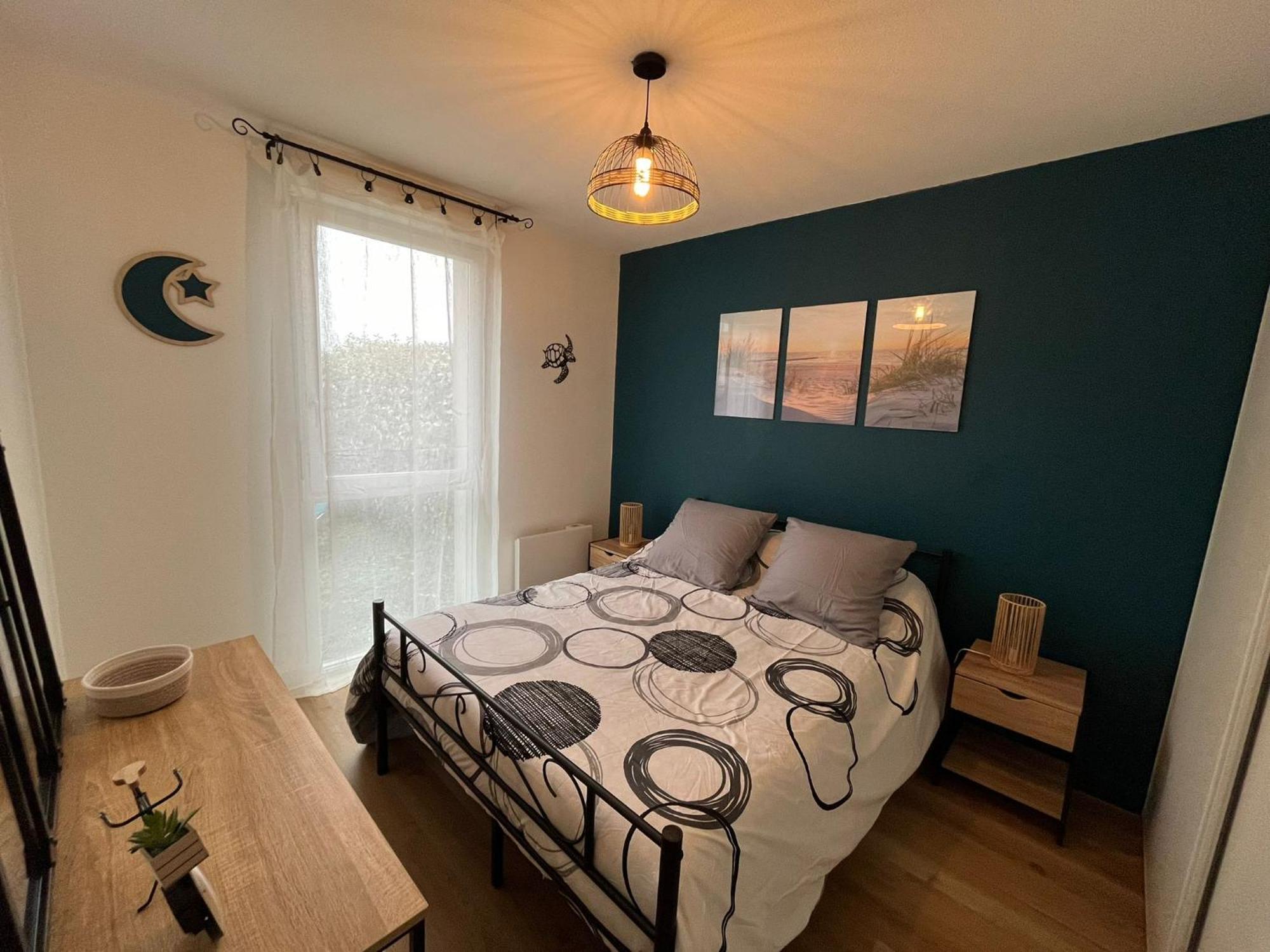 Appartement Avec Jardin A Rochefort Bagian luar foto